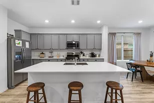 4242 Sterling Vw Blvd, Baytown, TX 77521 - Photo 4
