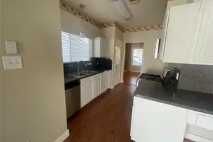 10206 Farrell Dr, Houston, TX 77070 - Photo 2