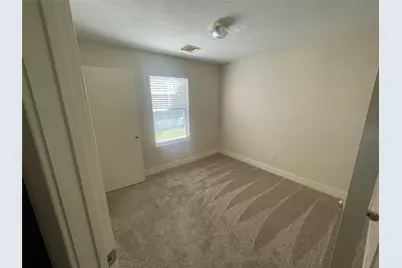 10206 Farrell Drive, Houston, TX 77070 - Photo 4