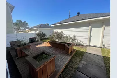 10206 Farrell Drive, Houston, TX 77070 - Photo 16