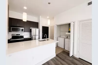 2222 Smith St Street #127, Houston, TX 77002 - Photo 2