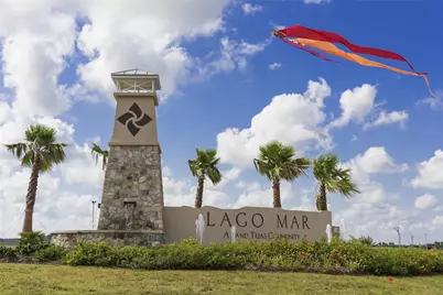 12615 Jetty Ridge Drive, La Marque, TX 77568 - Photo 2