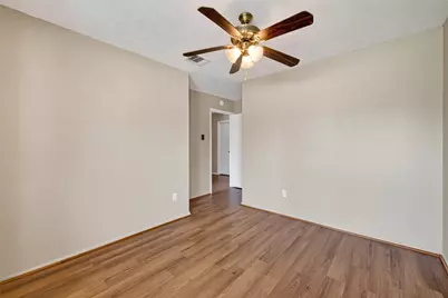 14002 Kathi Lynn Lane, Sugar Land, TX 77498 - Photo 14