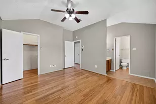 14002 Kathi Lynn Ln, Sugar Land, TX 77498 - Photo 16