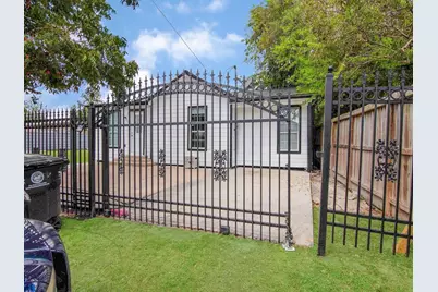 723 Doverside St Street, Houston, TX 77022 - Photo 2