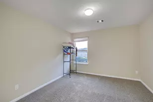 1830 Crystal Waters Dr, Rosharon, TX 77583 - Photo 10