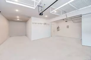 6811 Mirabeau Ln, Katy, TX 77493 - Photo 36