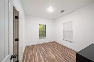 181 Acorn Ln, Point Blank, TX 77364 - Photo 10