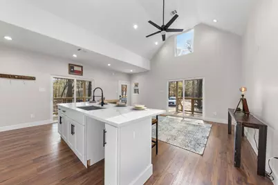 174 Star Dust Drive, Livingston, TX 77351 - Photo 6