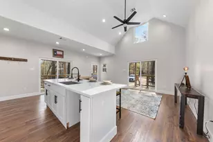 174 Star Dust Dr, Livingston, TX 77351 - Photo 6