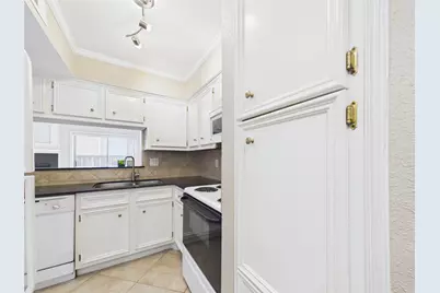 260 El Dorado Boulevard #1807, Houston, TX 77598 - Photo 10