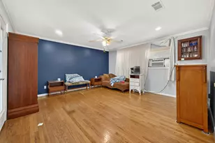 5326 Redstart St, Houston, TX 77096 - Photo 18