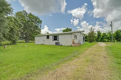 74 County Road 2110, Liberty, TX 77575 - Photo 12