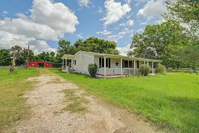 74 County Road 2110, Liberty, TX 77575 - Photo 2