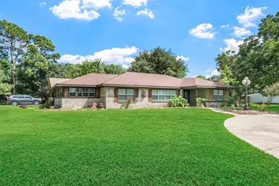 5803 5th Street, Danbury, TX 77534 - Photo 2