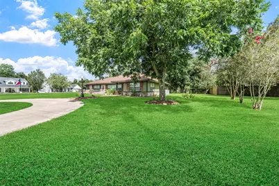 5803 5th Street, Danbury, TX 77534 - Photo 4