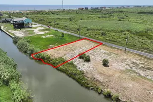 1102 Pennington St, Gilchrist, TX 77617 - Photo 1