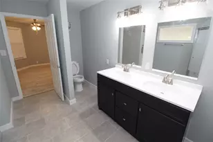 15510 Cypress Garden Dr, Tomball, TX 77377 - Photo 4