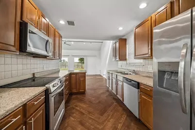 7619 Athlone Drive, Houston, TX 77088 - Photo 12