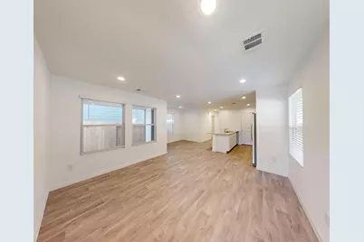 16811 N Marie Village Drive, Conroe, TX 77306 - Photo 4