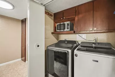 1900 Bay Area Boulevard #163, Houston, TX 77058 - Photo 14