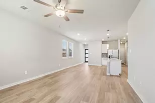 29211 Farmhouse Ests Dr, Waller, TX 77484 - Photo 4