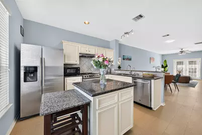 3208 Chenevert Street, Houston, TX 77004 - Photo 14