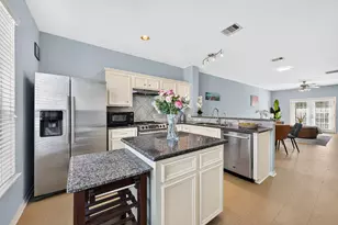 3208 Chenevert St, Houston, TX 77004 - Photo 14