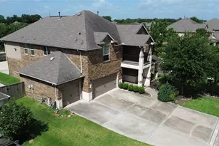 8002 Mesquite Hill Ln, Richmond, TX 77469 - Photo 2