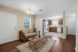 1618 Bayou Shore Dr, Galveston, TX 77551 - Photo 12