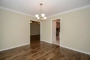 5843 S Braeswood Blvd, Houston, TX 77096 - Photo 18