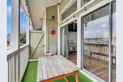 174 April Point Drive S, Conroe, TX 77356 - Photo 22