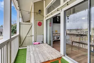 174 April Point Dr S, Conroe, TX 77356 - Photo 22