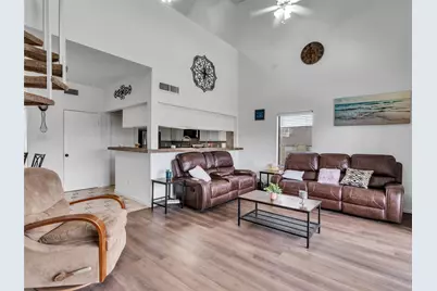 174 April Point Drive S, Conroe, TX 77356 - Photo 8