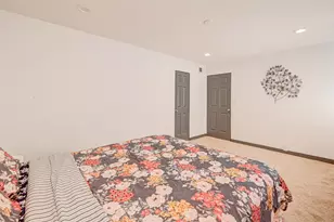 5863 Inwood Dr, Houston, TX 77057 - Photo 34