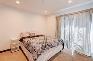 5863 Inwood Dr, Houston, TX 77057 - Photo 24