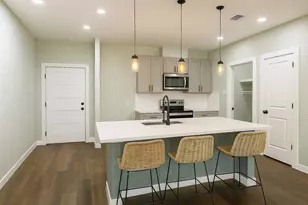 387 Autumn Ln, Livingston, TX 77351 - Photo 4