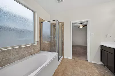 19023 Pinewood Point Lane, Tomball, TX 77377 - Photo 12