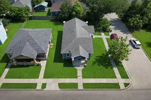 300 W James St, Baytown, TX 77520 - Photo 2