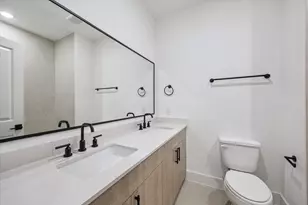 740 Curtin St, Houston, TX 77018 - Photo 16