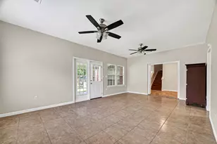 3815 Kristin Lee Ln, Houston, TX 77014 - Photo 24