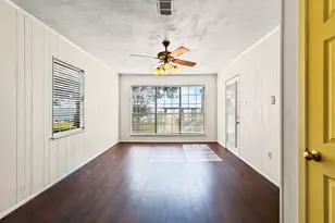 104 Bayside St, Livingston, TX 77351 - Photo 18