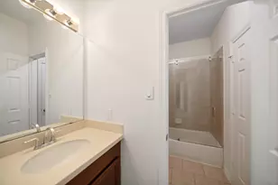 7003 Dunbarton Dr, Sugar Land, TX 77479 - Photo 34