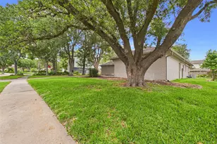 1010 Baronridge Dr, Seabrook, TX 77586 - Photo 4