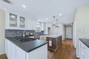 1010 Baronridge Dr, Seabrook, TX 77586 - Photo 26