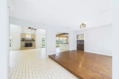 1010 Baronridge Drive, Seabrook, TX 77586 - Photo 8