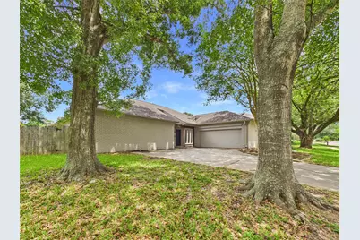 1010 Baronridge Drive, Seabrook, TX 77586 - Photo 2