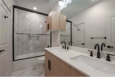 7930 Corinth Street, Houston, TX 77051 - Photo 10
