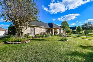 3319 Sophora Pl, Sugar Land, TX 77479 - Photo 2