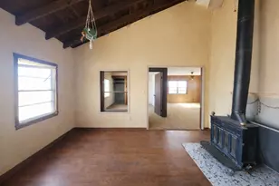 2614 Bayou Dr, Angleton, TX 77515 - Photo 4